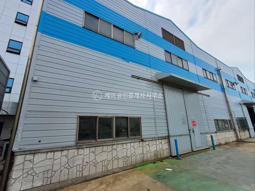 경기 시흥시 정왕동 B동 시화공단 대로변, 임대면적 164평, 호이스트 5톤, 내부 사무실, 화장실 월세 매물번호 12094 사진 2