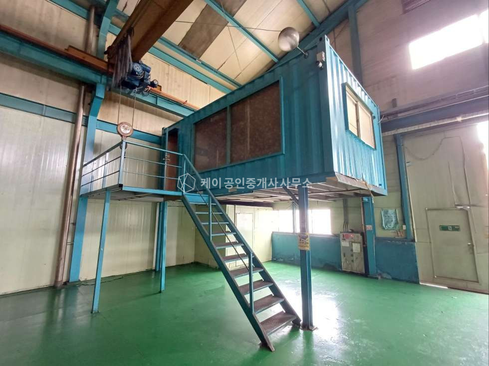 경기 시흥시 정왕동 B동 시화공단 대로변, 임대면적 164평, 호이스트 5톤, 내부 사무실, 화장실 월세 매물번호 12094 사진 6