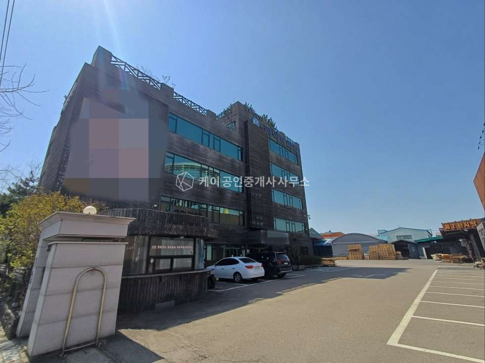 인천 남동구 고잔동 대형 공장 사옥, 대지 2932평, 연면적 2412평, 사무실, 쇼룸, 넓은 야드 매매 매물번호 11869 사진 1