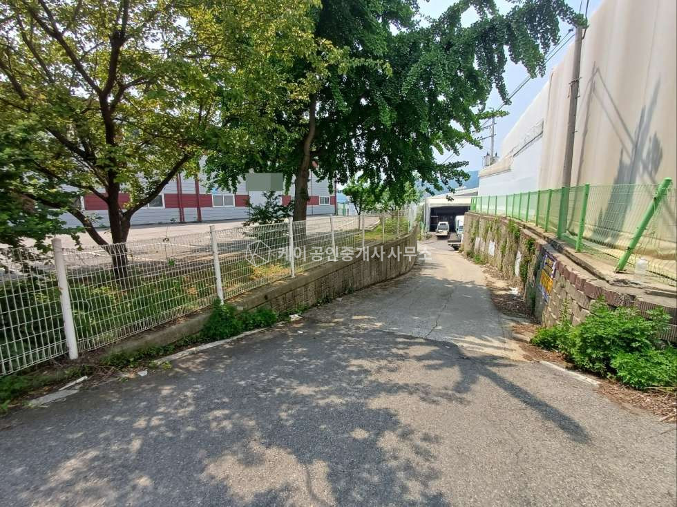 경기 김포시 대곶면 약암리 1동 대지 694평, 건축 236평+가설 124평, 호이스트 2기, 마당 넓은 단독 공장 매매 매물번호 12127 사진 20