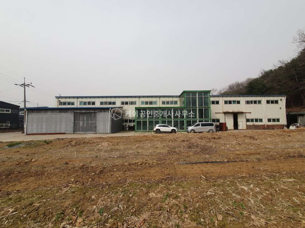경기 김포시 통진읍 옹정리 대형공장 급매, 500kw, 사무실,기숙사, 샤워실, 화물리프트, 추레라 가능 매매 매물번호 11777 사진 1