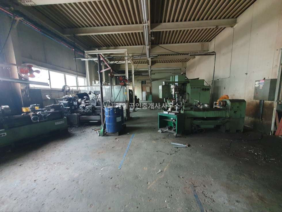 경기 김포시 통진읍 옹정리 대형공장 급매, 500kw, 사무실,기숙사, 샤워실, 화물리프트, 추레라 가능 매매 매물번호 11777 사진 3