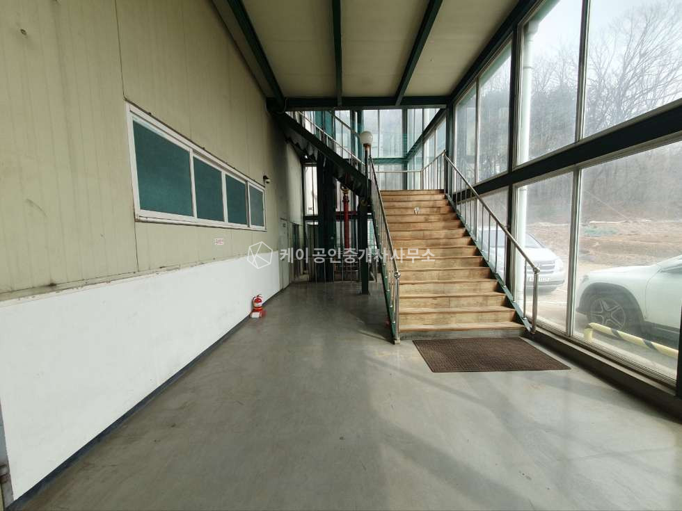 경기 김포시 통진읍 옹정리 대형공장 급매, 500kw, 사무실,기숙사, 샤워실, 화물리프트, 추레라 가능 매매 매물번호 11777 사진 9