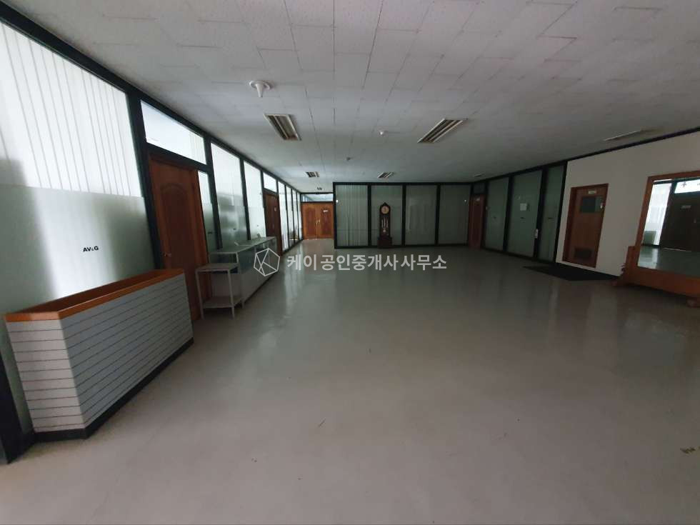 경기 김포시 통진읍 옹정리 대형공장 급매, 500kw, 사무실,기숙사, 샤워실, 화물리프트, 추레라 가능 매매 매물번호 11777 사진 11