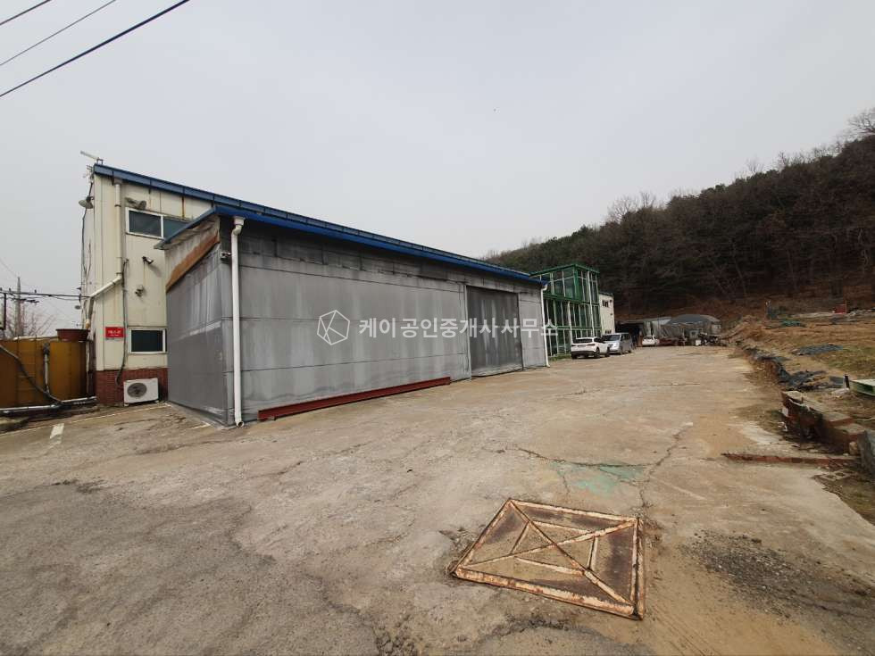 경기 김포시 통진읍 옹정리 대형공장 급매, 500kw, 사무실,기숙사, 샤워실, 화물리프트, 추레라 가능 매매 매물번호 11777 사진 17
