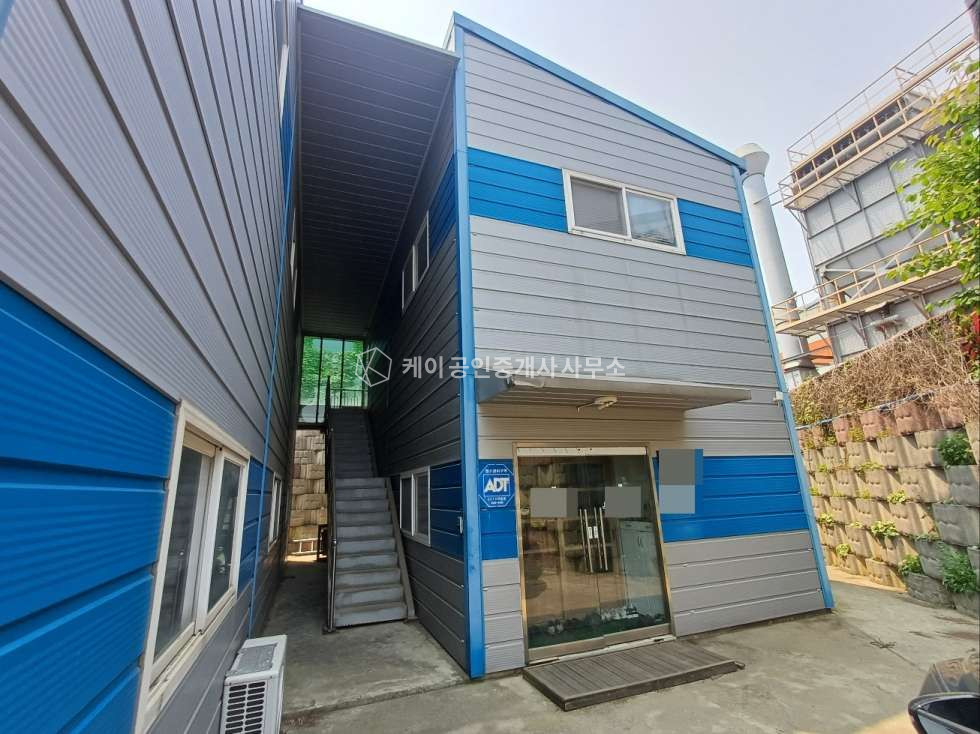 경기 김포시 대곶면 대명리 마당 넓은 단독공장, 대지 700평, 연면적 150평, 호이스트 2기, 11톤 진입 가능 매매 매물번호 12133 사진 8