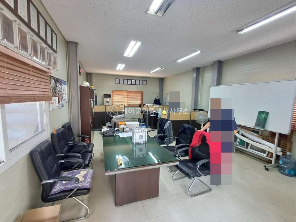 경기 김포시 대곶면 대명리 마당 넓은 단독공장, 대지 700평, 연면적 150평, 호이스트 2기, 11톤 진입 가능 매매 매물번호 12133 사진 10