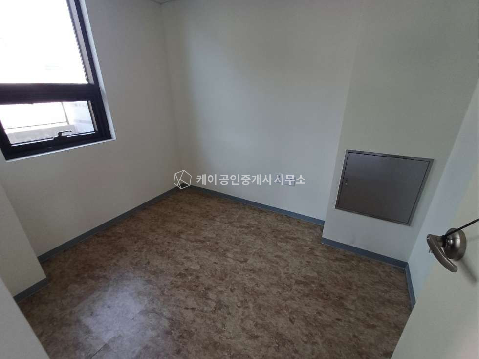 경기 김포시 양촌읍 학운리 학운6산단 내 임대면적 115평, 신축 첫입주, 검단양촌ic 1km, 호이스트 설치 협의 월세 매물번호 12137 사진 9