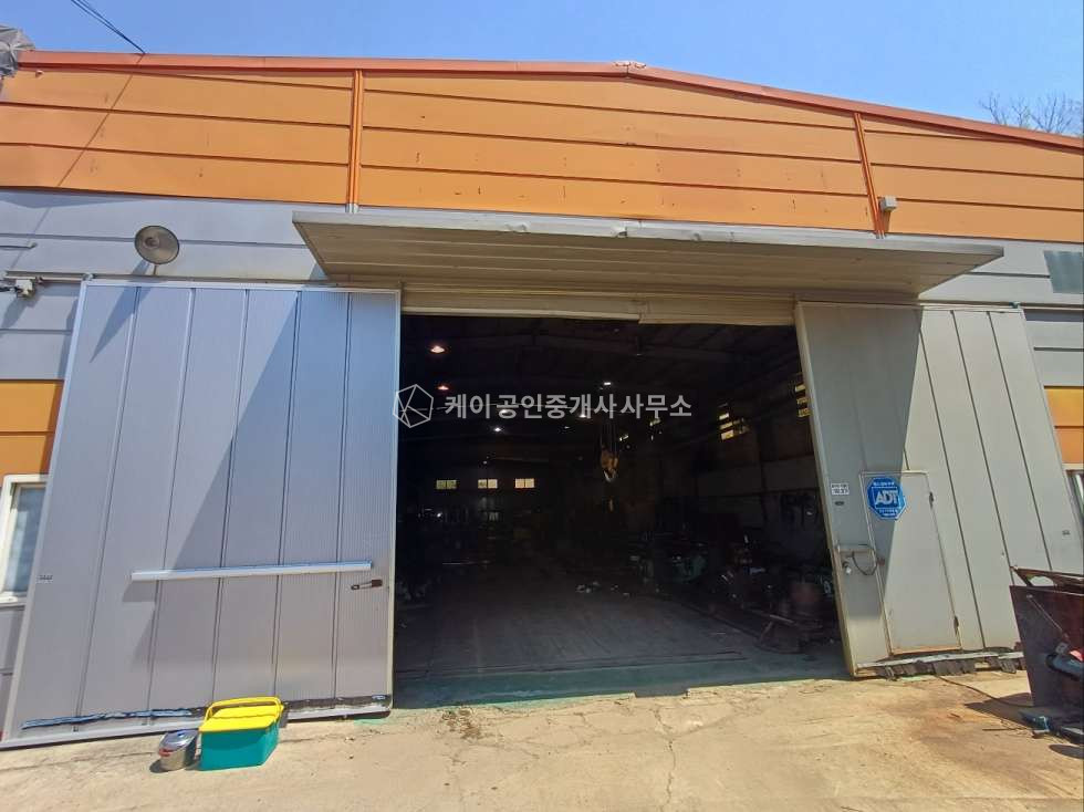 경기 김포시 대곶면 거물대리 통진ic2.5km, 연면적 406평+가설 약150평, 호이스트 다수, 대형차 진입 매매 매물번호 12004 사진 10