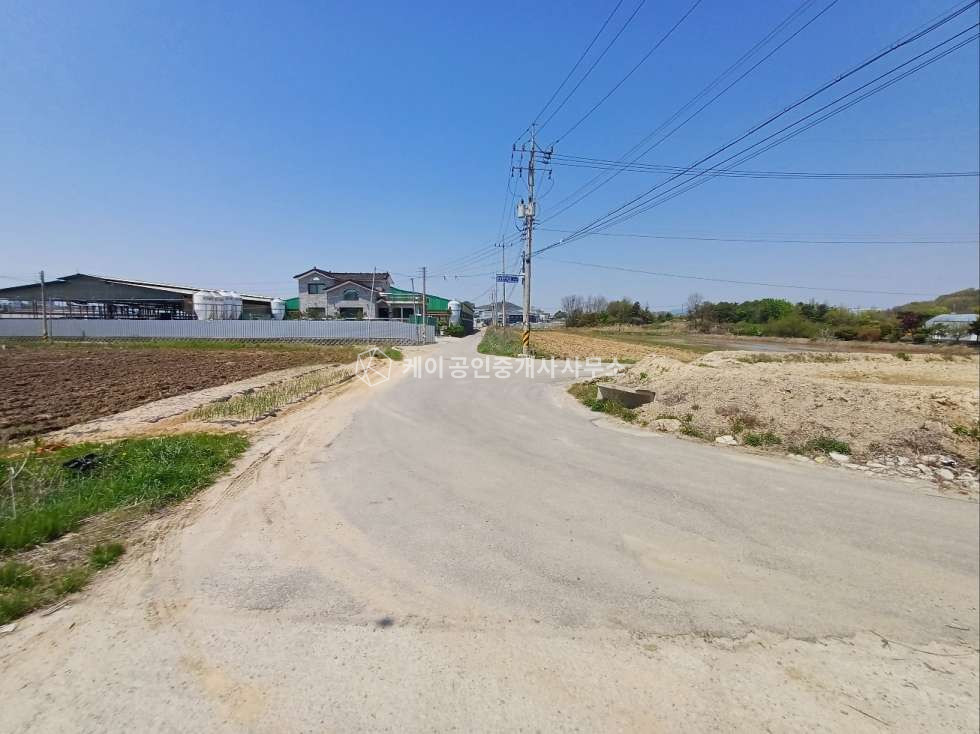 경기 김포시 대곶면 거물대리 통진ic2.5km, 연면적 406평+가설 약150평, 호이스트 다수, 대형차 진입 매매 매물번호 12004 사진 18