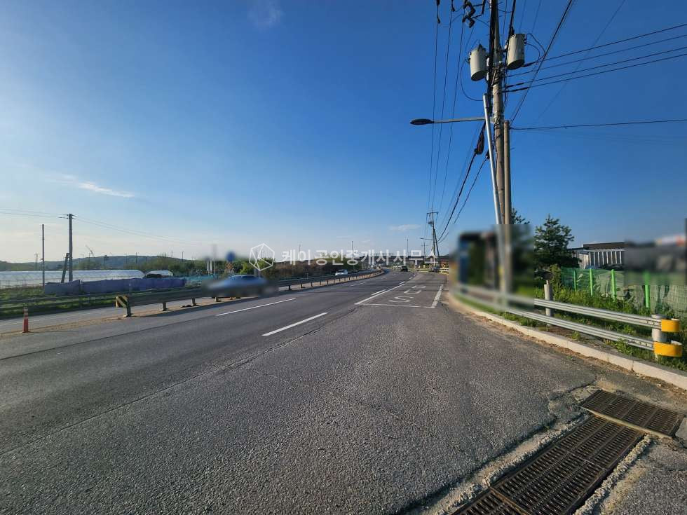 경기 파주시 파주읍 백석리 통일로 대로변 위치한 근생창고, 넓은 단독마당, 통일로 접, 월롱ic 2km, 수도권제2순환고속 i c 예정지 인근 매매 매물번호 12141 사진 14