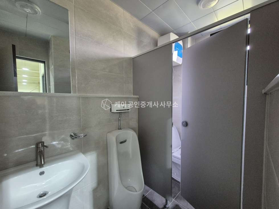 경기 남양주시 와부읍 도곡리 신축,사옥형445평통임대,대형마당,추레라회전,내부구분화장실,EV,덕소삼패IC 5분, 도곡IC 3분, 도심역 월세 매물번호 12150 사진 2