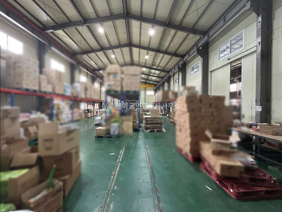 경기 김포시 통진읍 귀전리 가동 공장, 실사용면적 약 295평,층고 9.6m, 추레라o, 물류창고ok! 매매 매물번호 12171 사진 1