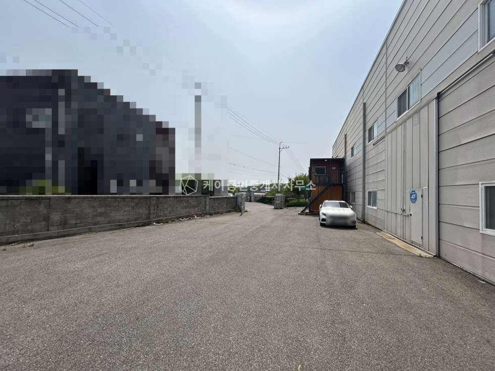 경기 김포시 통진읍 귀전리 가동 공장, 실사용면적 약 295평,층고 9.6m, 추레라o, 물류창고ok! 매매 매물번호 12171 사진 9