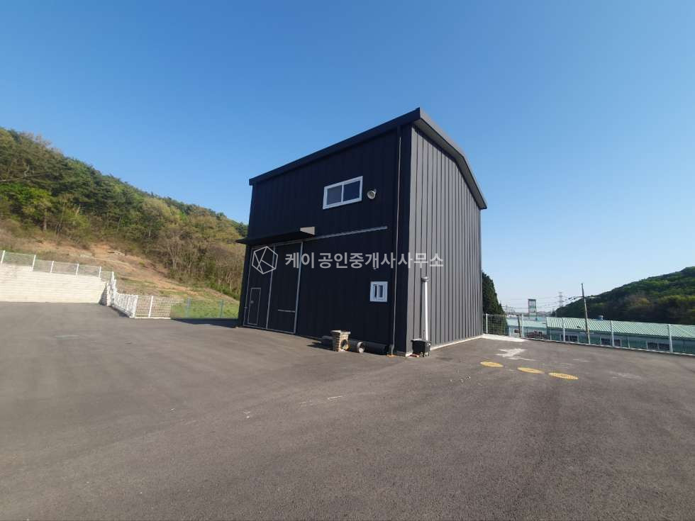 경기 김포시 대곶면 대벽리 2종근생, 신축 첫입주, 넓은 단독마당, 60평x2개동+30평, 즉시입주 가능 매매 매물번호 12020 사진 3