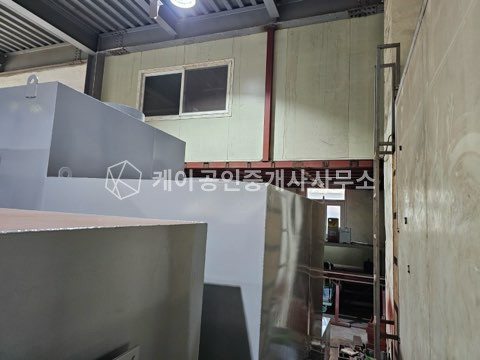 경기 시흥시 금이동 마당 넓은 제조업소, 대지 427p, 연면적 108p, 2층 사무실, 호이스트 2.8톤 매매 매물번호 12202 사진 7
