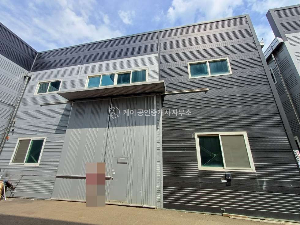 경기 김포시 양촌읍 학운리 1동 학운산단 110평, 호이스트, 하수직관, 넓은 공동마당 , 대로변 접함. 월세 매물번호 12217 사진 2