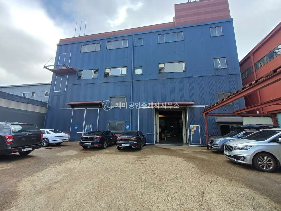 인천 서해구 경서동 임대면적 90평, 호이스트 2톤, 내부 사무실 10평, 인천서부산업단지 내 공장 월세 매물번호 12238 사진 1