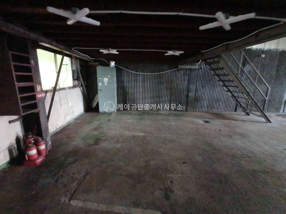 인천 서해구 경서동 임대면적 90평, 호이스트 2톤, 내부 사무실 10평, 인천서부산업단지 내 공장 월세 매물번호 12238 사진 7
