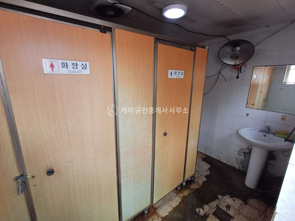 인천 서해구 경서동 다동 임대면적 182평, 호이스트 10톤 외 2기, 집진설비, 전력 50kw(고압), 대형차 공장내부 진입 월세 매물번호 12239 사진 11