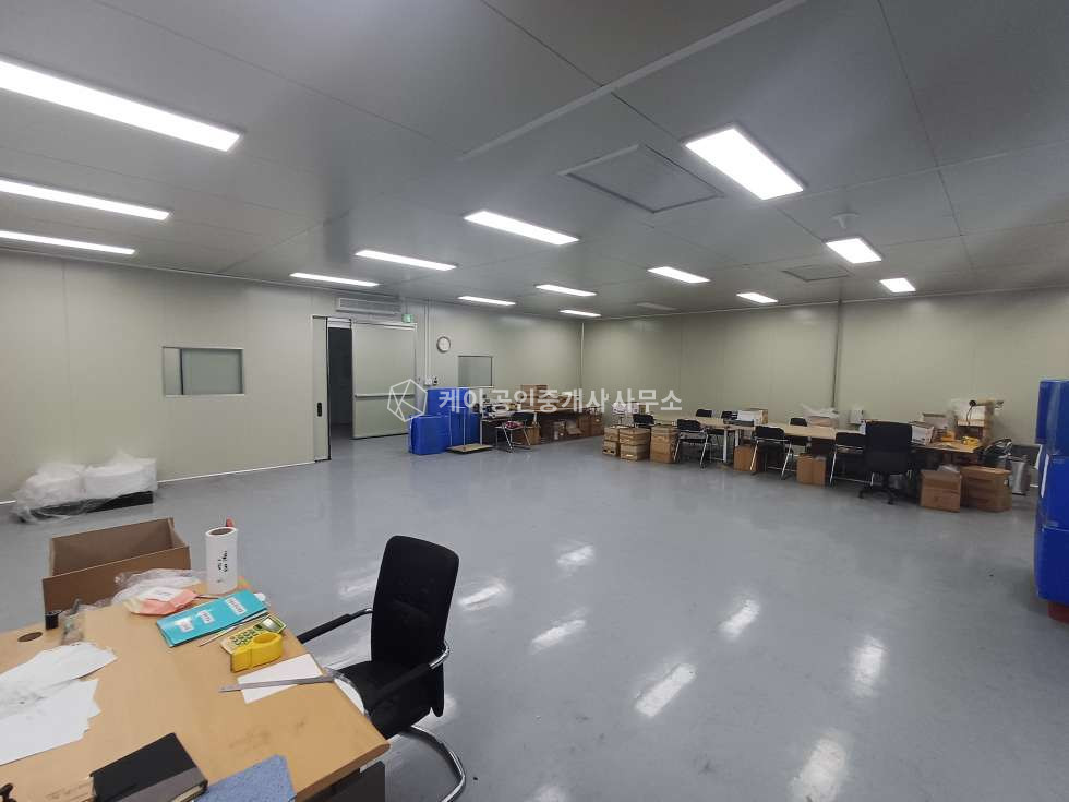 인천 서해구 가좌동 신축급 공장, 1층 134평 임대, 클린룸 설치됨(철거 가능) 월세 매물번호 11790 사진 9