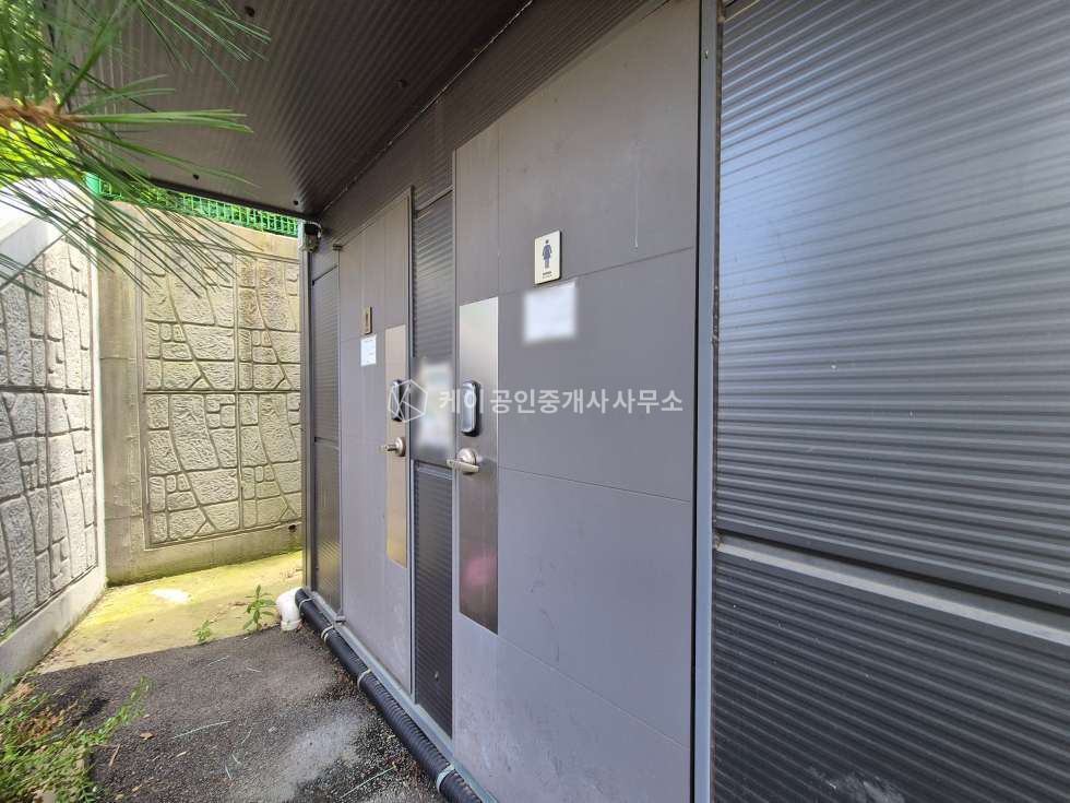 경기 고양덕양구 현천동 사옥형창고,신축급 연500평, 40ft추레라, 주차공간넉넉,고속도로, 자유로 7분거리 매매 매물번호 12288 사진 8