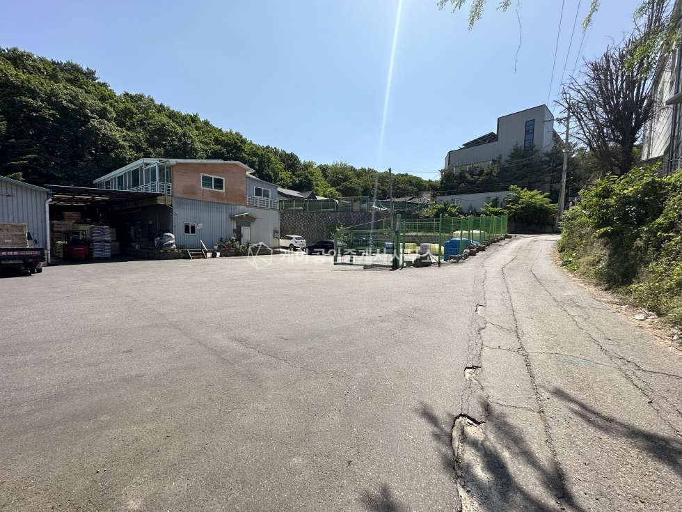 경기 고양일산동구 성석동 가동 일산동구 성석동 대형 단독마당 60평X3동,50평X1동 자동차관련시설, 1종근생 창고 매매 매매 매물번호 10091 사진 3