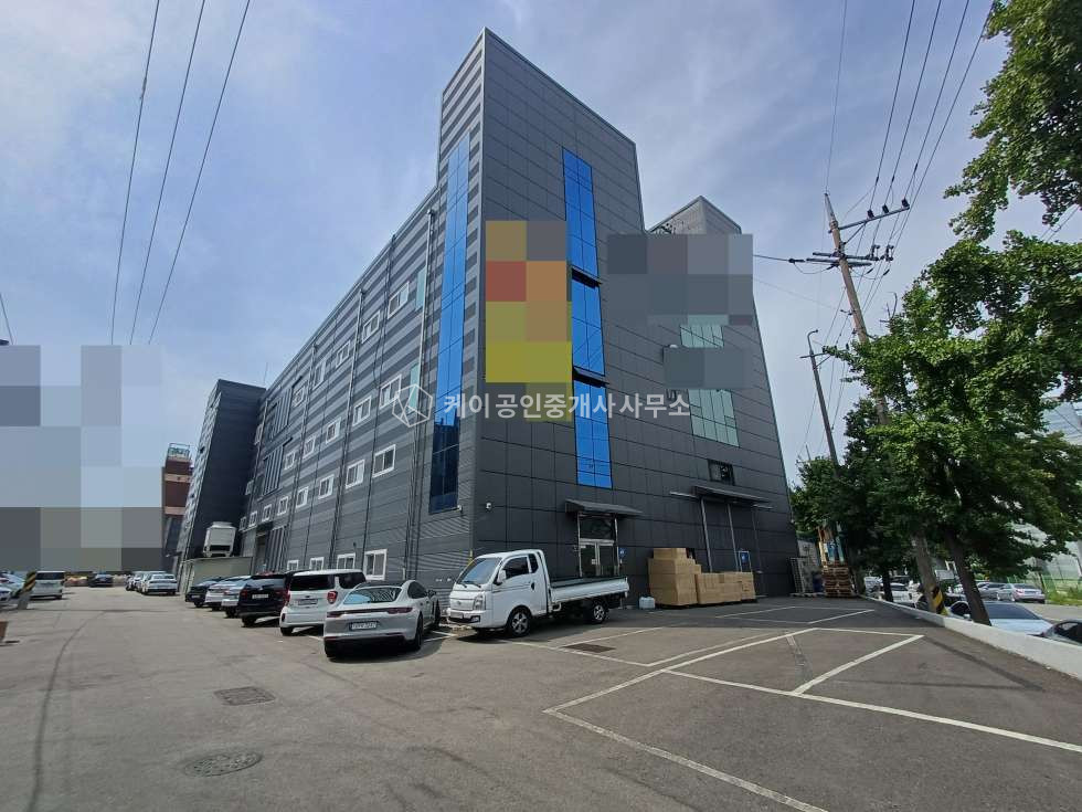인천 서해구 석남동 1동 신축급 3층 공장, 대지 442p, 연 913p, 20m도로변 코너, 제종업, 창고, 업종제한 없음 매매 매물번호 12338 사진 1