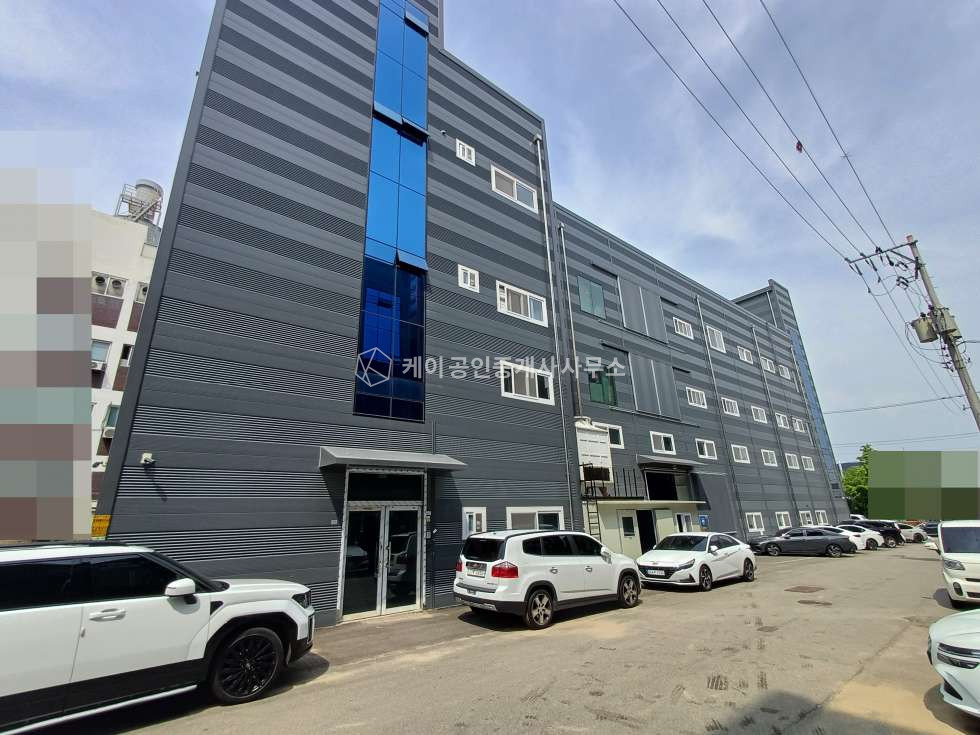 인천 서해구 석남동 1동 신축급 3층 공장, 대지 442p, 연 913p, 20m도로변 코너, 제종업, 창고, 업종제한 없음 매매 매물번호 12338 사진 7