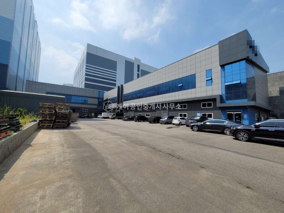 인천 서해구 원창동 1동 인천북항, 인천항 인근 , 사옥형 대형공장, 연 1068평, 고전력 990kw,, 호이스트, 화물리프트, 급매가 매매가능 월세 매물번호 11166 사진 7