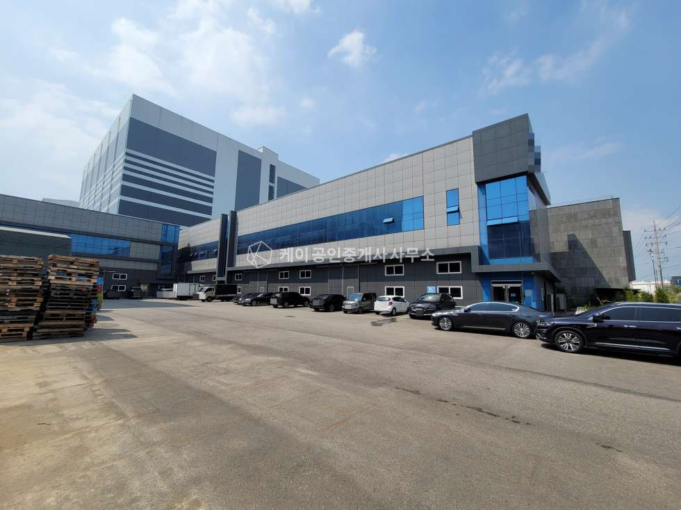 인천 서해구 원창동 1동 인천북항, 인천항 인근 , 사옥형 대형공장, 연 1068평, 고전력 990kw,, 호이스트, 화물리프트, 급매가 매매가능 월세 매물번호 11166 사진 8