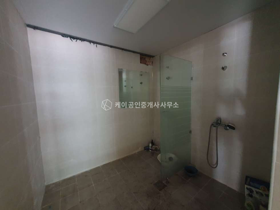 경기 김포시 운양동 1종근생, 실사용 약 287평, 추레라,신도시인접, 광고효과 굿! 월세 매물번호 12356 사진 11