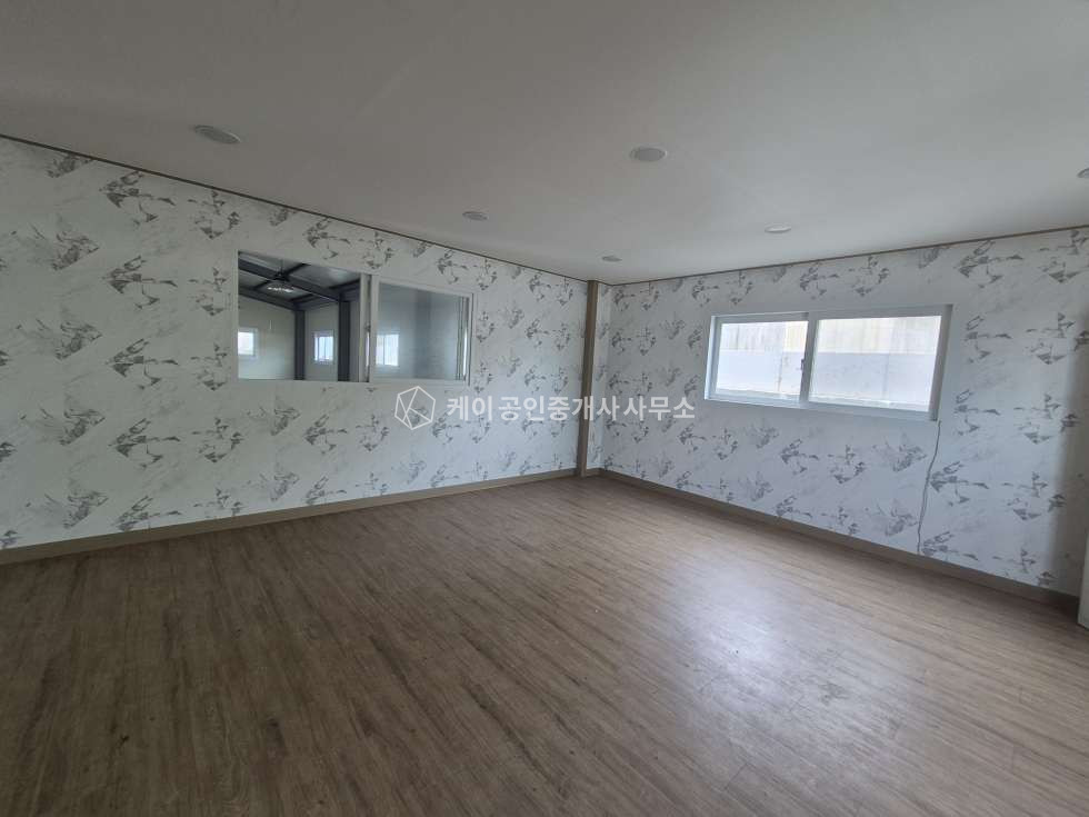 경기 고양일산동구 문봉동 2종제조 60평, 내부복층사무실, 내부화장실, 40ft추레라, 주차공간,즉시입주, 월세 매물번호 12293 사진 4