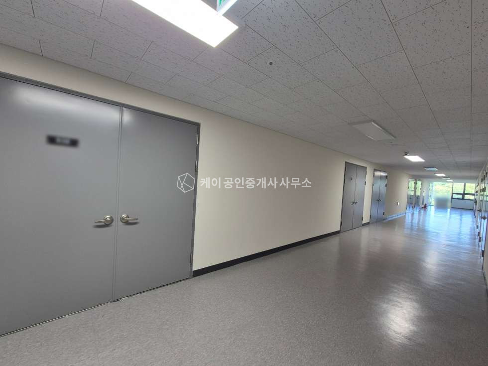 경기 고양덕양구 오금동 드라이브인 지식산업센터, 5톤, 300평 이상 가능, 시스템에어컨,교통요건 최적(3호선,6호선,버스노선 多)(22평 기준) 월세 매물번호 11995 사진 5