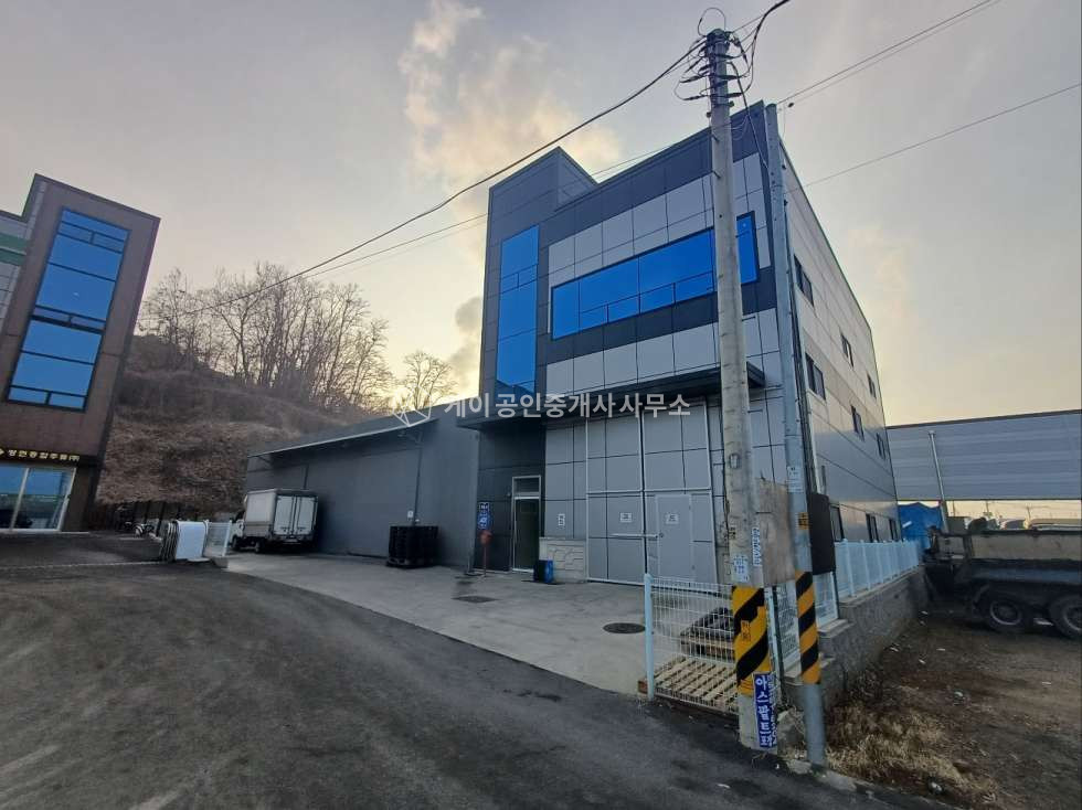 인천 서해구 원창동 50평 제조업소, 100평 가설창고, 하수직결, 사무실 매매 매물번호 11435 사진 1
