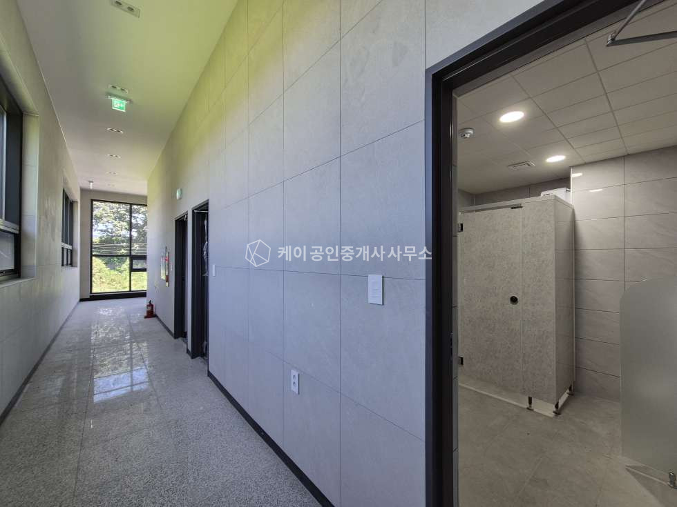 경기 남양주시 일패동 연 900평,사옥형 물류창고+사무실,엘리베이터, 대형차량,내부화장실, 월세 매물번호 12382 사진 12