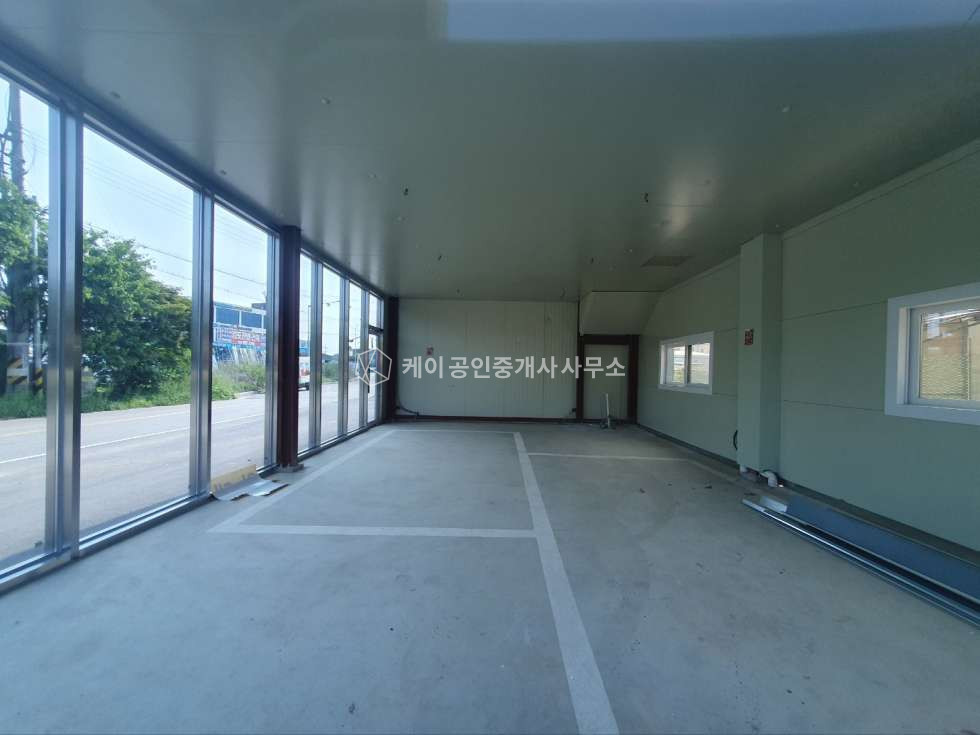 경기 김포시 대곶면 초원지리 대곶ic 앞, 2종근생, 1,2층 23평씩, 신축 첫입주, 즉시입주 가능 월세 매물번호 12153 사진 2