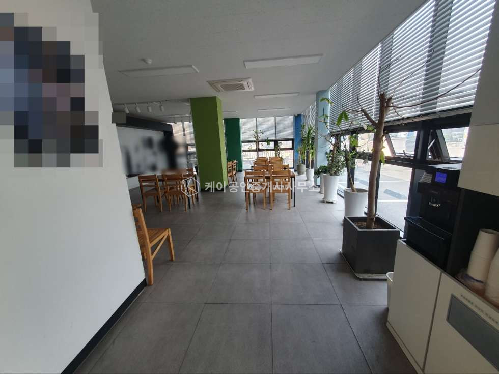 경기 김포시 양촌읍 학운리 단독공장, 추레라o, 넓은 주차공간, 내부 깔끔, 리프트 2대 매매 매물번호 11953 사진 5
