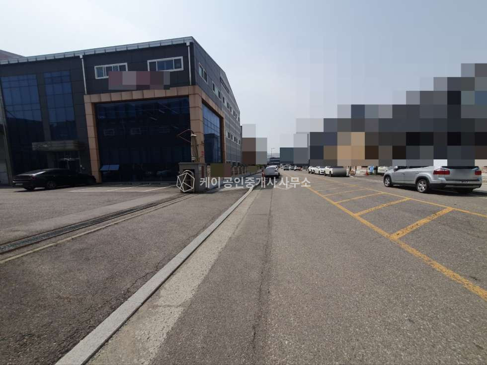 경기 김포시 양촌읍 학운리 단독공장, 추레라o, 넓은 주차공간, 내부 깔끔, 리프트 2대 매매 매물번호 11953 사진 9