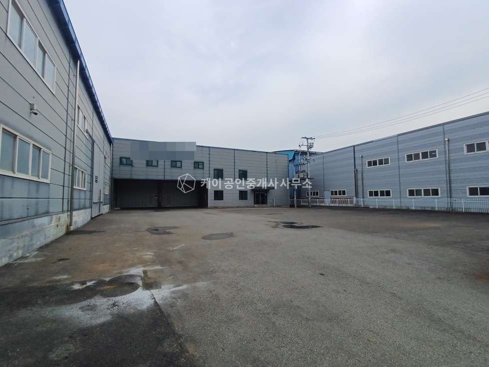 경기 시흥시 정왕동 사옥형 단독 공장 통임대, 4차선 대로변, 넓은 마당, 호이스트 2기 월세 매물번호 12429 사진 3