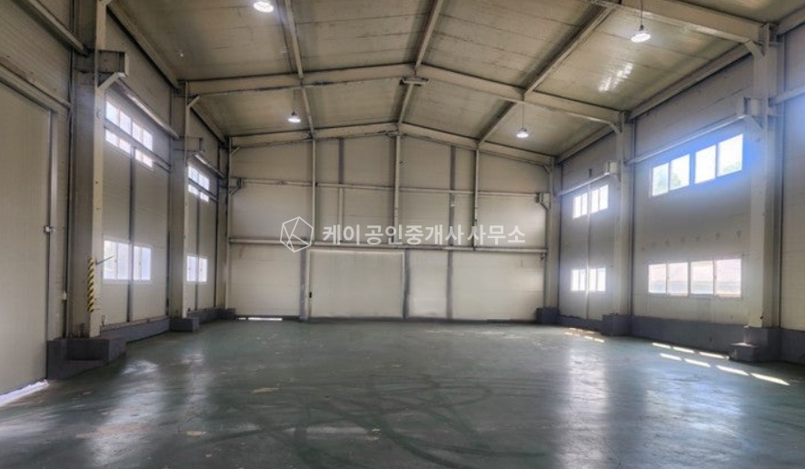 경기 시흥시 정왕동 사옥형 단독 공장 통임대, 4차선 대로변, 넓은 마당, 호이스트 2기 월세 매물번호 12429 사진 11