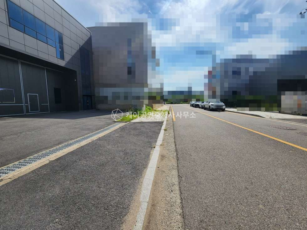 경기 김포시 양촌읍 학운리 단독공장 370평, 호이스트 5톤,3톤, 사무실 에어컨, 즉시입주 가능 월세 매물번호 12457 사진 4