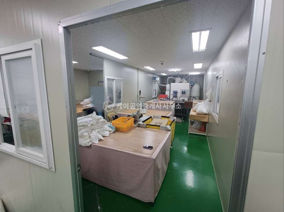 인천 서해구 원창동 대지 195평, 연면적 271평, 3층 단독 공장, 정리정돈 잘된 공장 매매 매물번호 11495 사진 11
