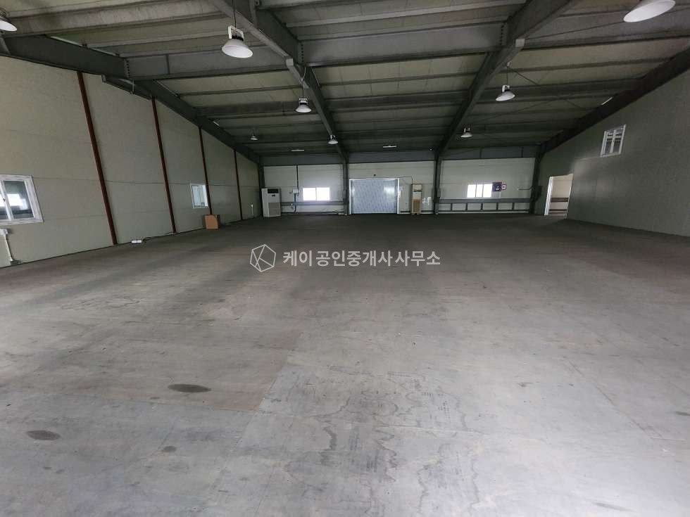 경기 김포시 통진읍 옹정리 공장 678평+가설 250평, 대형 물류창고, 단독마당, 추레라,사무실o 월세 매물번호 12495 사진 8