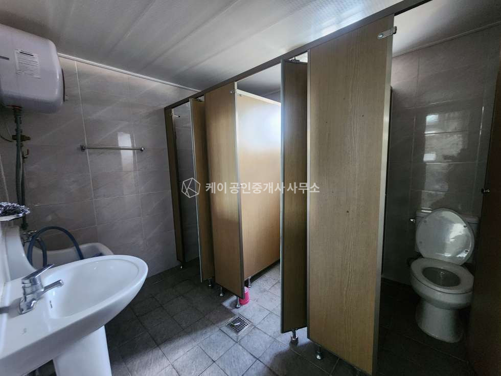 경기 김포시 통진읍 옹정리 공장 678평+가설 250평, 대형 물류창고, 단독마당, 추레라,사무실o 월세 매물번호 12495 사진 14