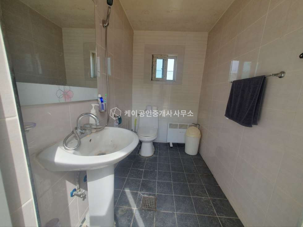 경기 김포시 통진읍 서암리 2종근생, 넓은 단독마당, 대형차량 o, 내외부 깨끗! ,민원x 매매 매물번호 12181 사진 4