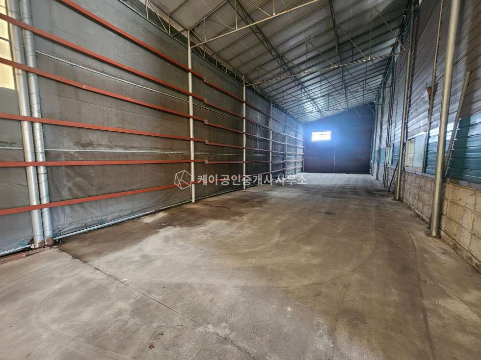 경기 김포시 대곶면 대벽리 공장 546평+가설466평, 내부 통연결, 추레라, 층고 9.7m, 즉시입주 가능 월세 매물번호 12485 사진 9