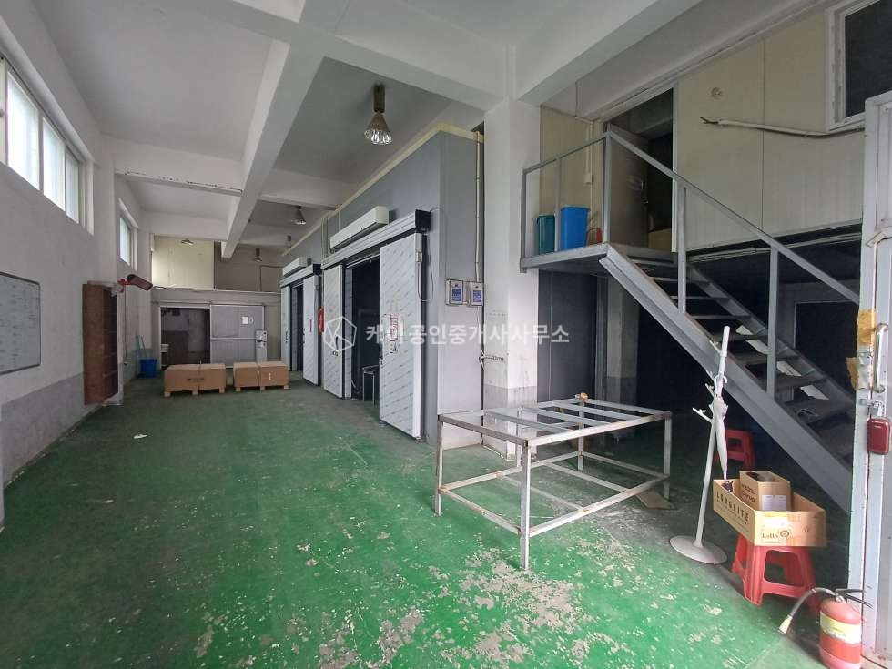 인천 서해구 가좌동 1동 무권리 식품 공장, 임대면적 150평, 냉장냉동고 5대, 내부 사무실 월세 매물번호 12513 사진 3