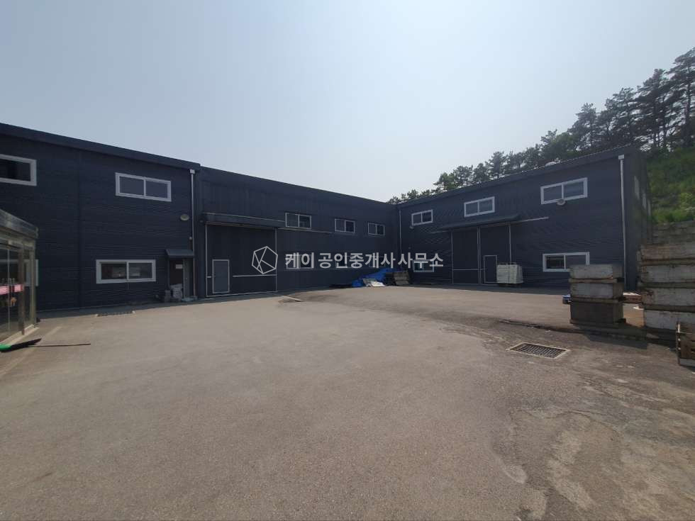 경기 김포시 통진읍 옹정리 내외부 깨끗! 준신축급 단독공장, 사무동, 기숙사, 층고 9m,즉시입주 가능 매매 매물번호 12156 사진 2