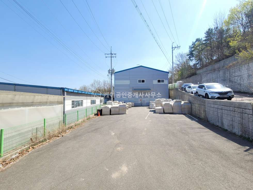 경기 파주시 월롱면 덕은리 저렴한 평당가, 월롱ic 5분, 40피트츄레라, 연 555평 공장, 사옥, 전기 100kw 매매 매물번호 10758 사진 5